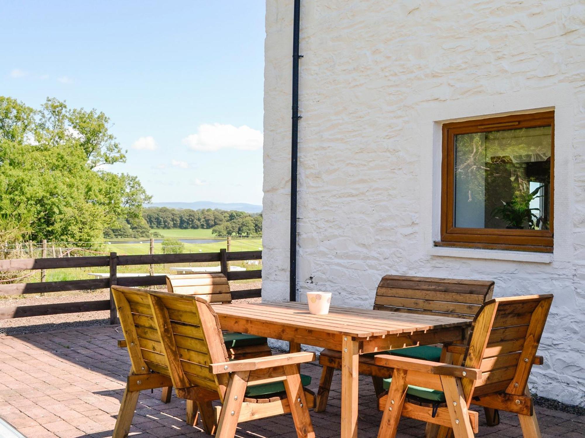 The Byre Camp Douglas Crossmichael Extérieur photo